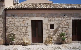 Case di Cutalia - Villa Cutalia